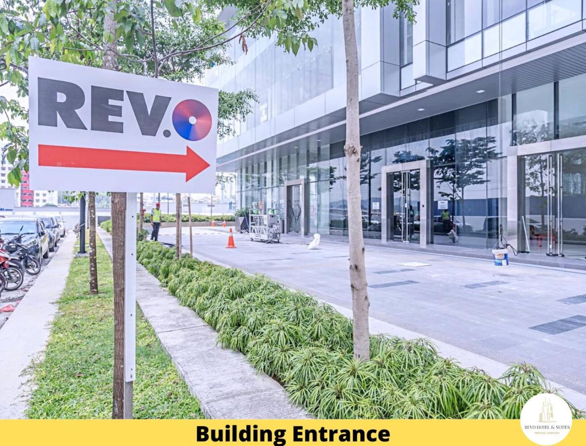 Revo Hotel & Suites Kuala Lumpur Bukit Jalil By The Cynefin Exteriör bild